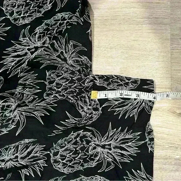 Lauren James Black White Pineapple Print Pull On Drawstring Swim Shorts Size M - Picture 7 of 8